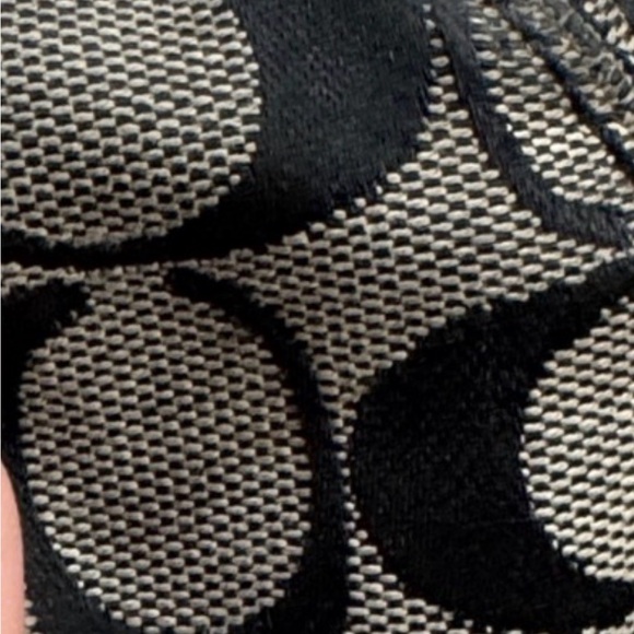 Coach Black and Brown 2 way Shoulder Bag w necklace set - Picture 10 of 12